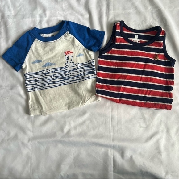 Set of Two Baby Gap Summer Onesies in Size 0-3 Months - Picture 2 of 12